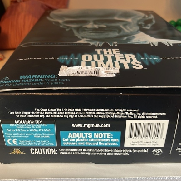 Rare Collectors The Outer Limits Sixth Finger Griffiths 12in Action Figure Doll - Picture 6 of 11